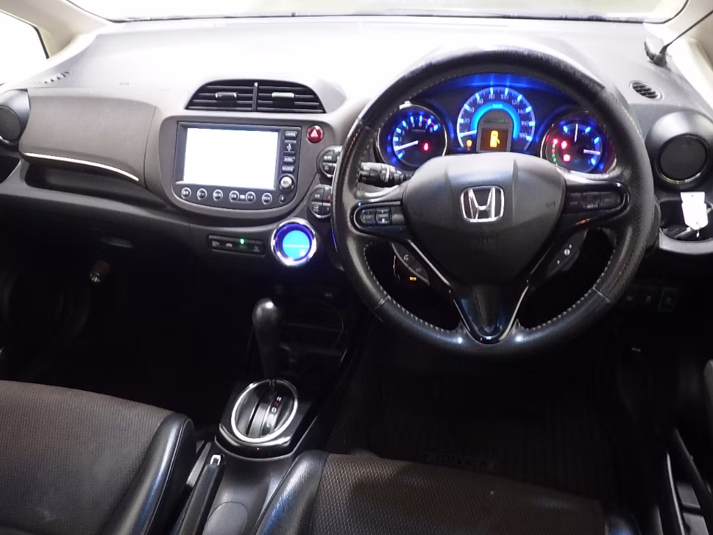 HONDA FIT SHUTTLE