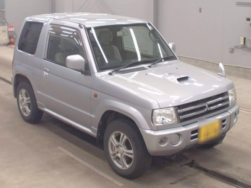 MITSUBISHI PAJERO MINI
