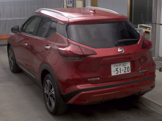 NISSAN KICKS