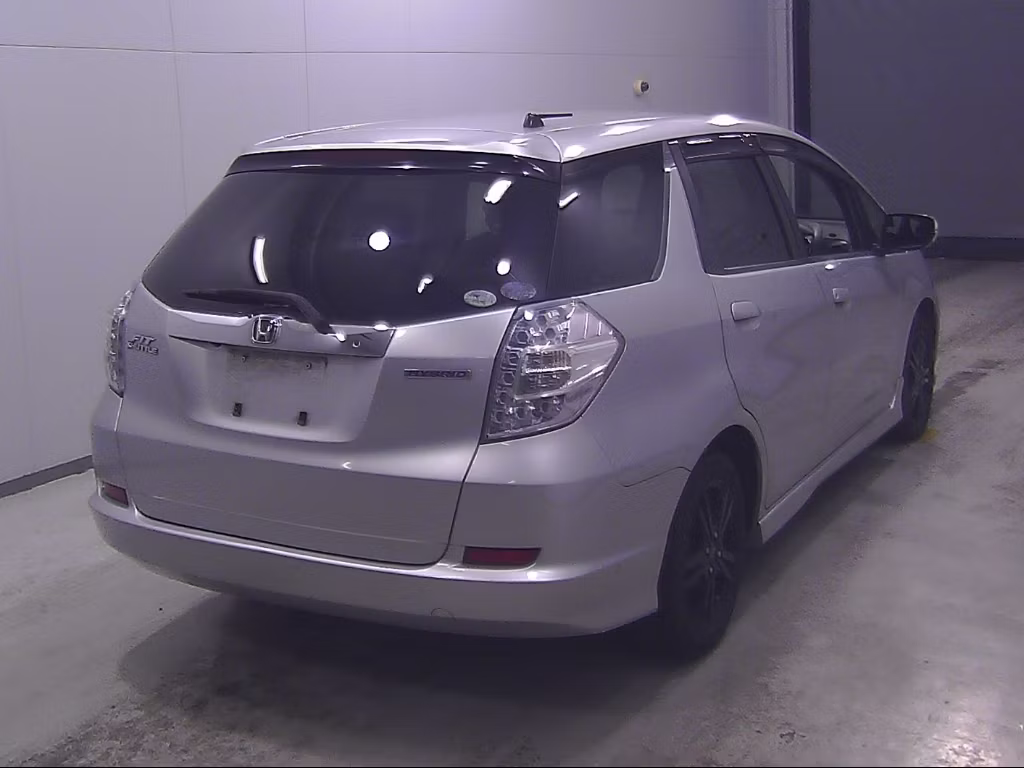 HONDA FIT SHUTTLE