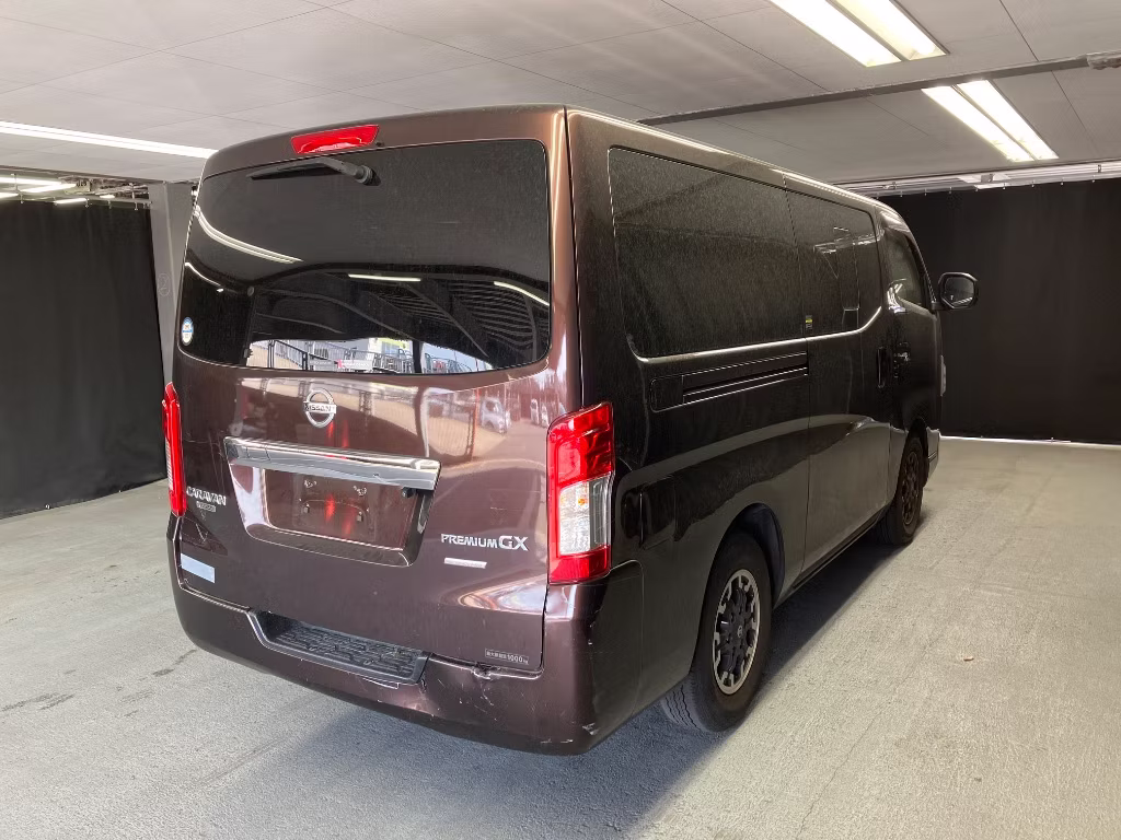 NISSAN NV350 CARAVAN