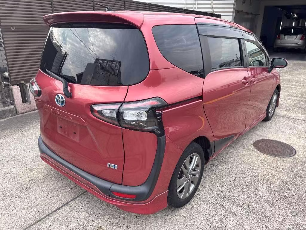 TOYOTA SIENTA