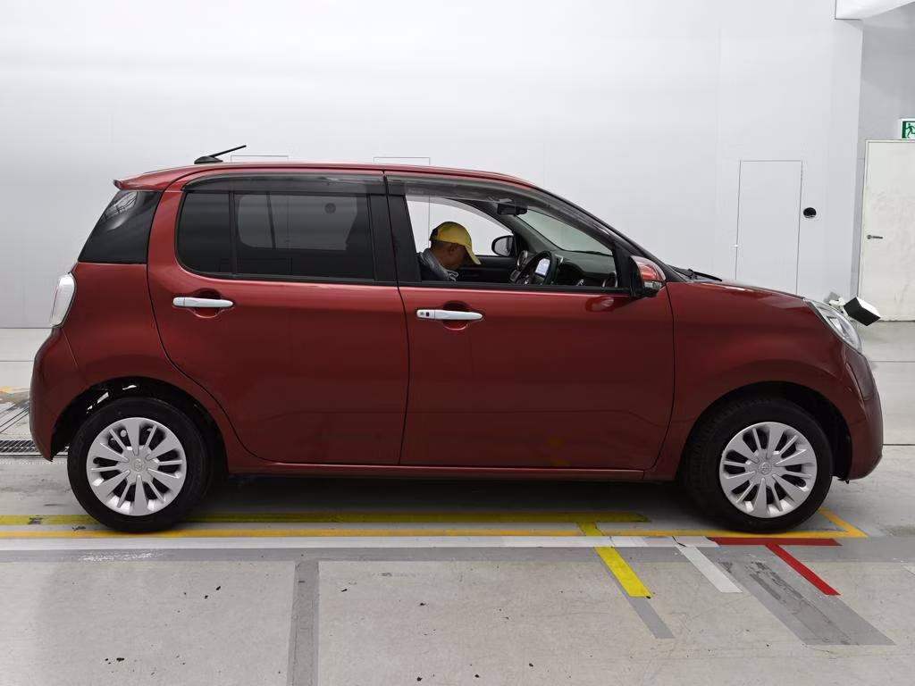 TOYOTA PASSO