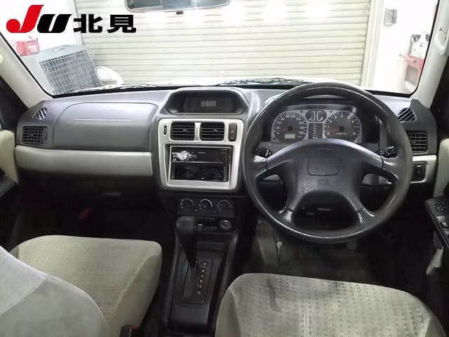 MITSUBISHI PAJERO IO