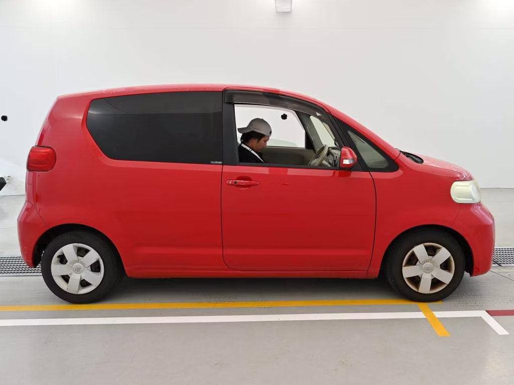 TOYOTA PORTE