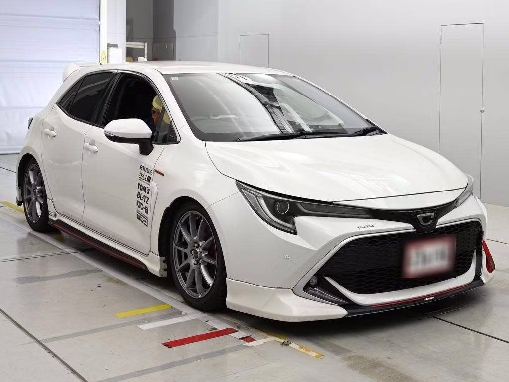 TOYOTA COROLLA