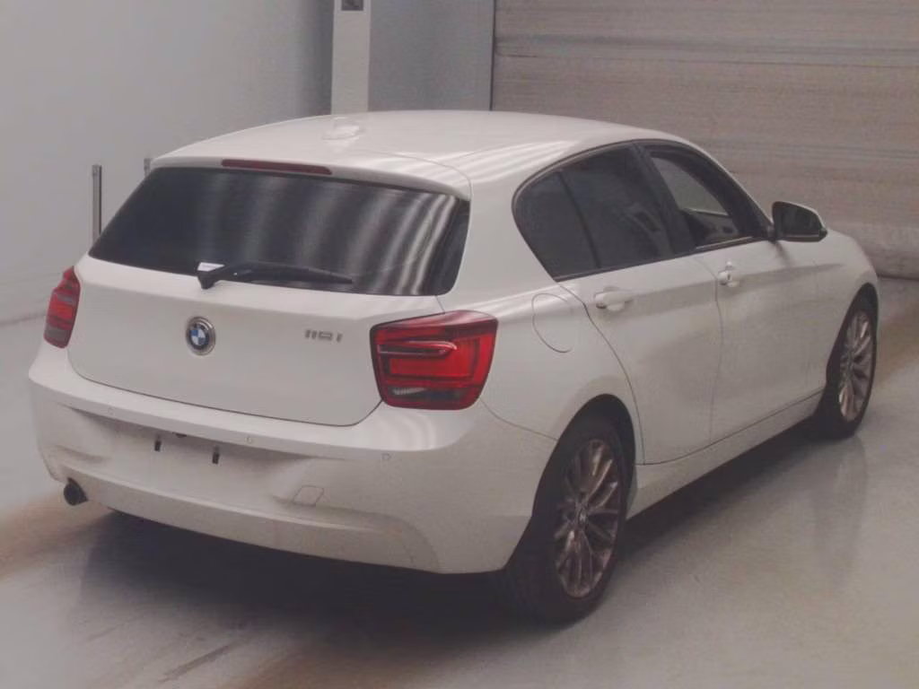 BMW 1-SERIES