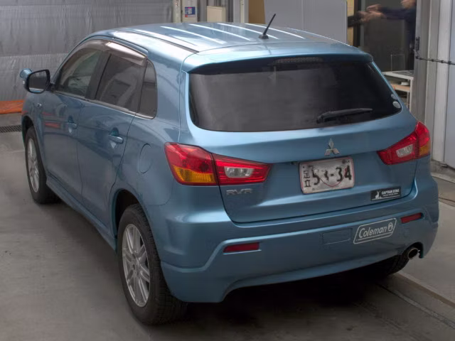 MITSUBISHI RVR