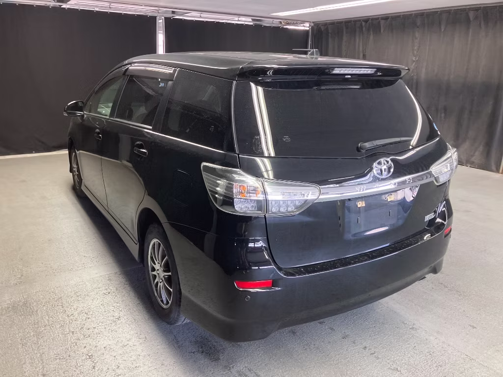 TOYOTA WISH