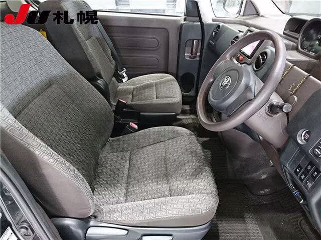 TOYOTA SPADE