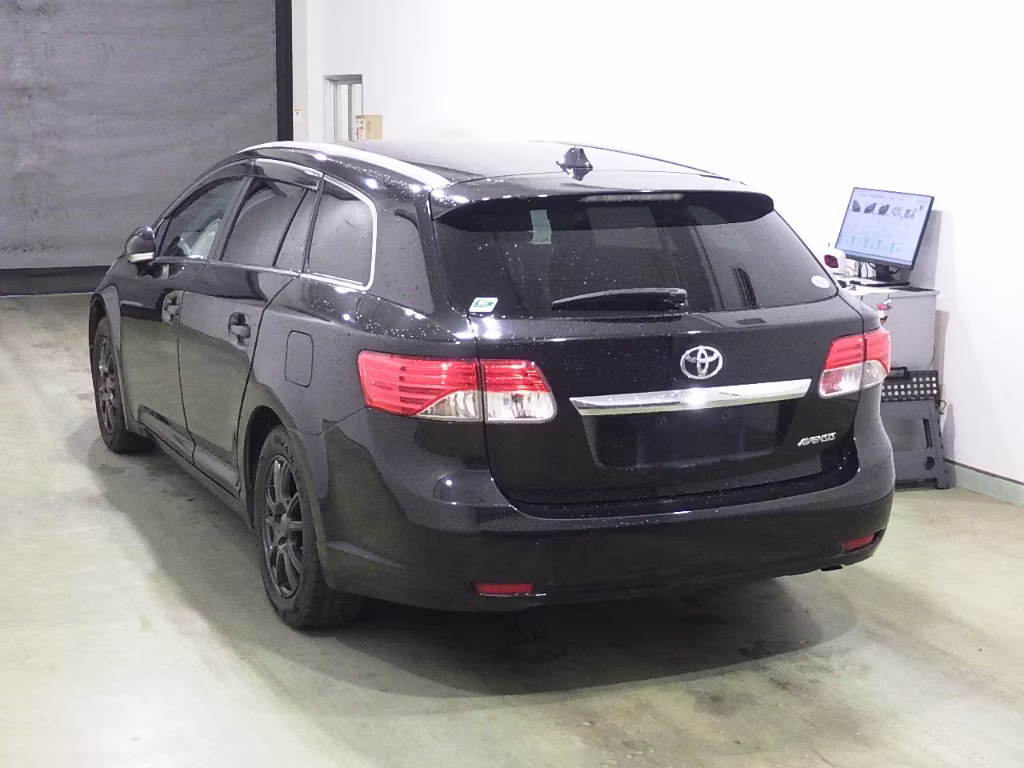 TOYOTA AVENSIS