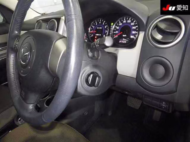 MAZDA VERISA