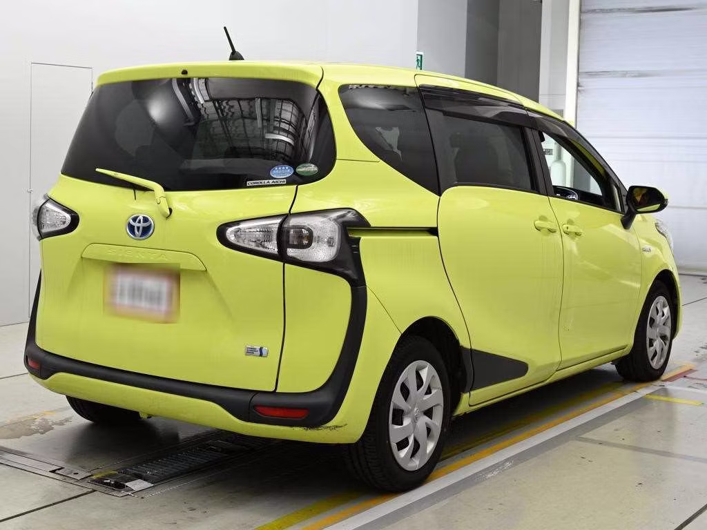 TOYOTA SIENTA