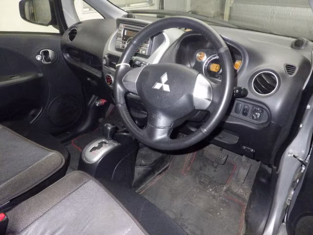 MITSUBISHI I