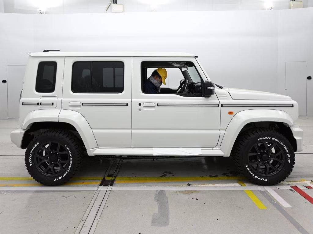 SUZUKI JIMNY