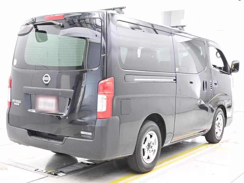 NISSAN NV350 CARAVAN