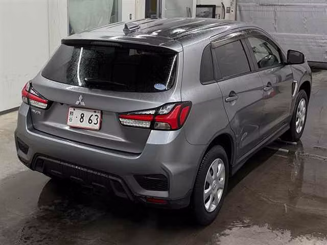 MITSUBISHI RVR