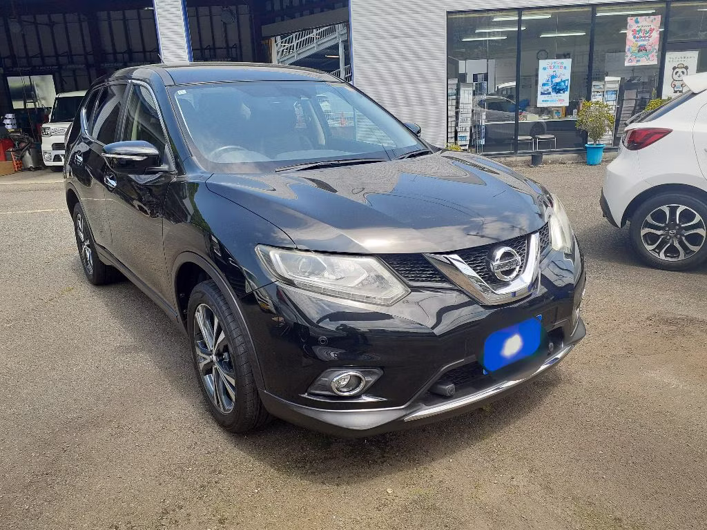 NISSAN X-TRAIL