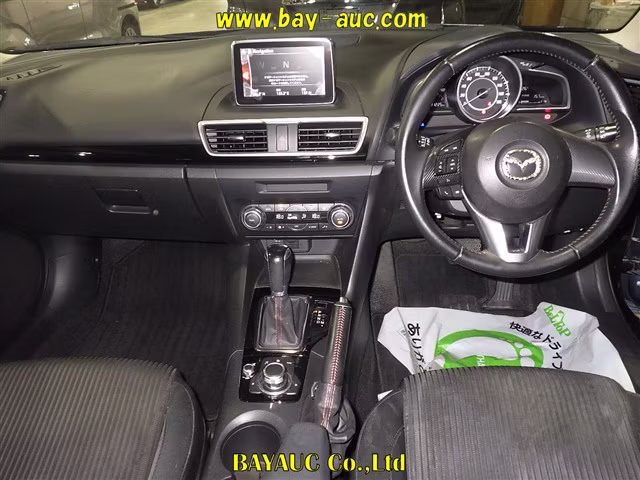 MAZDA AXELA