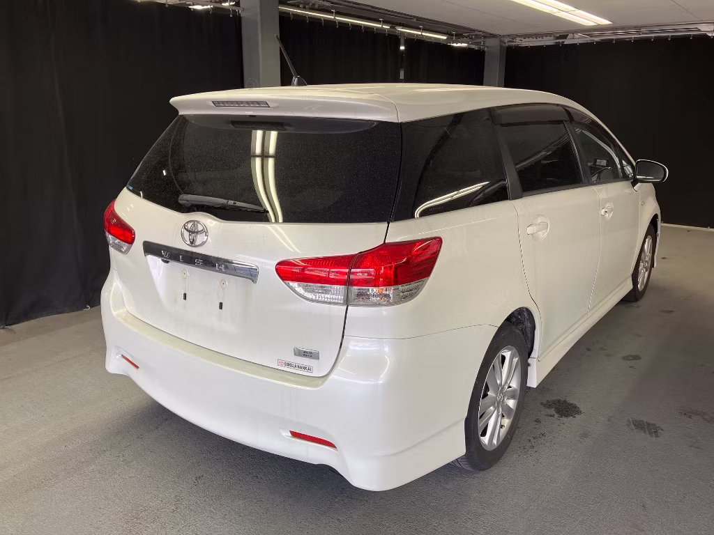 TOYOTA WISH
