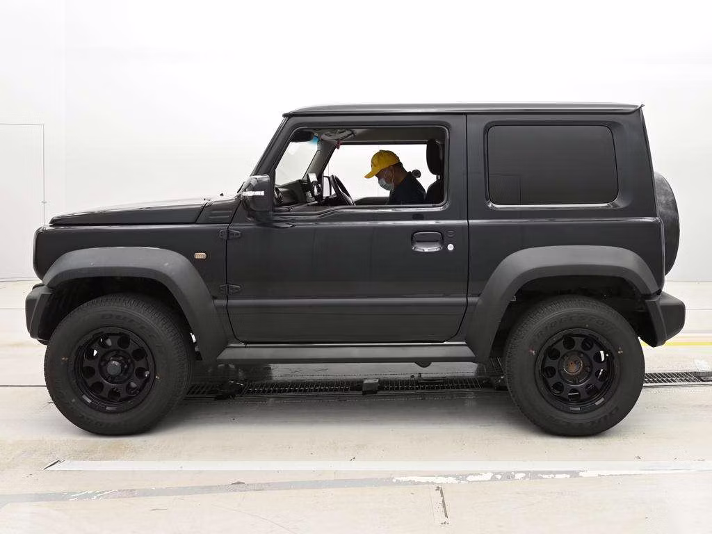 SUZUKI JIMNY SIERRA