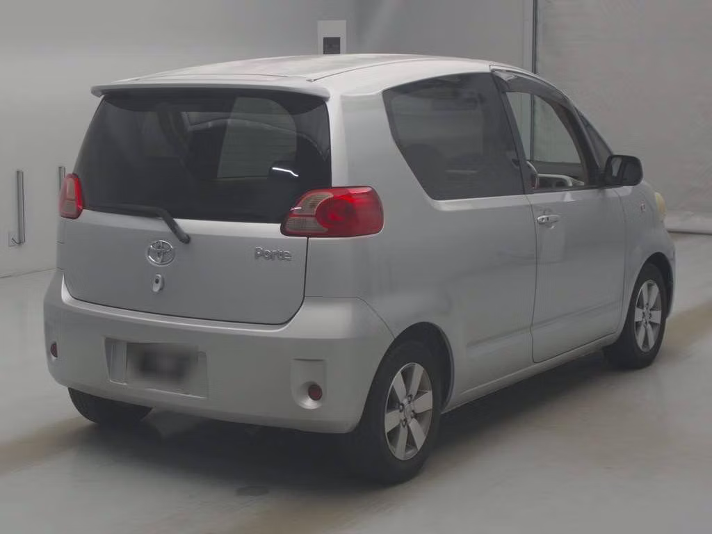 TOYOTA PORTE