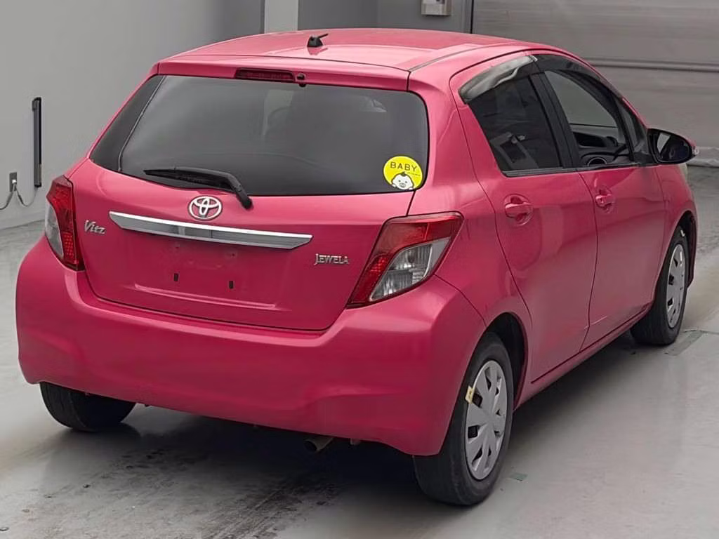 TOYOTA VITZ