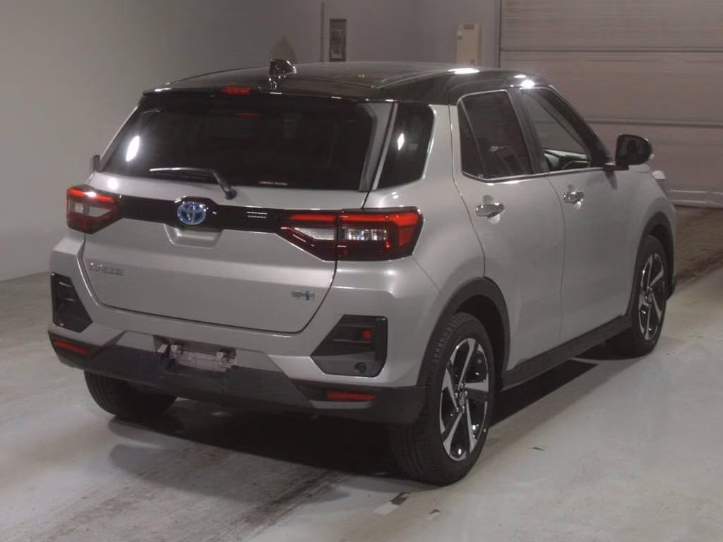 TOYOTA RAIZE