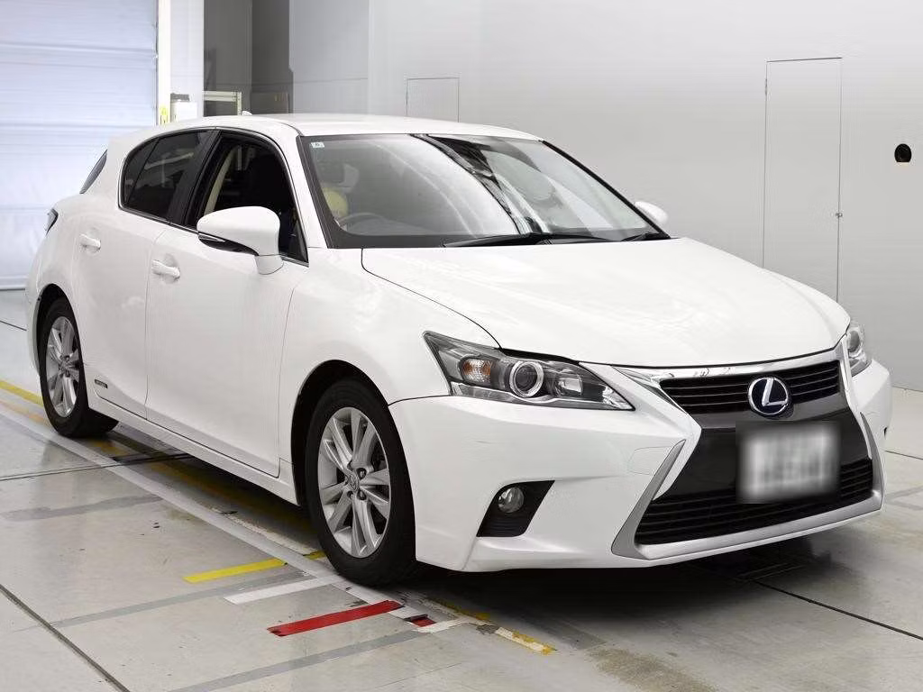 LEXUS CT200H