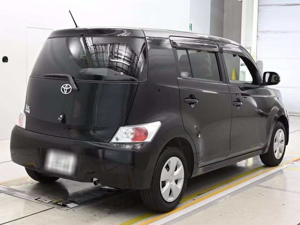 TOYOTA BB