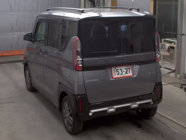 MITSUBISHI DELICA MINI