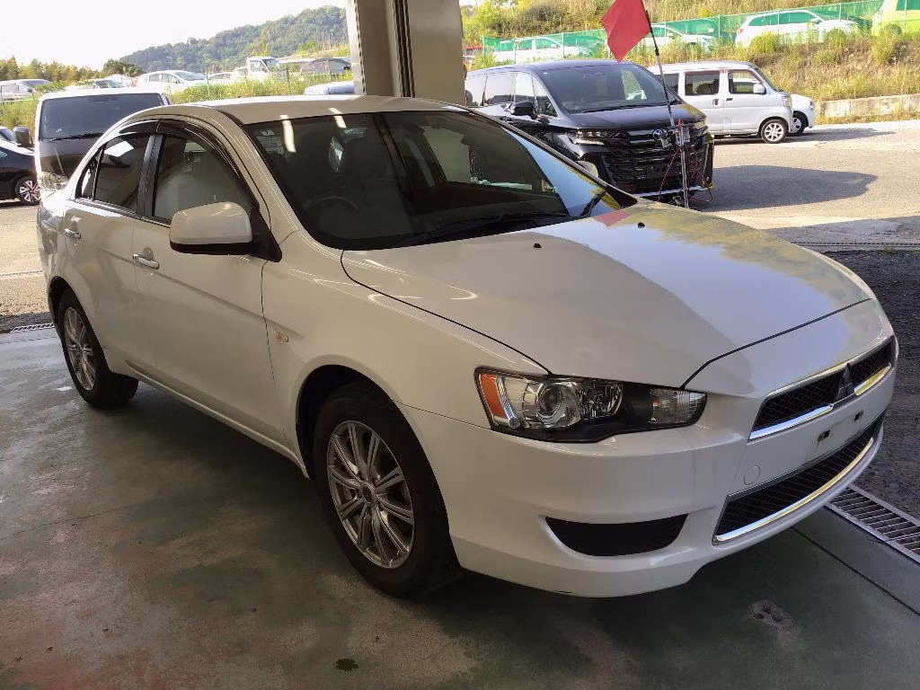MITSUBISHI GALANT FORTIS