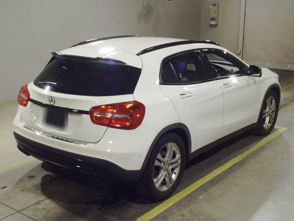 MERCEDES-BENZ GLA-CLASS