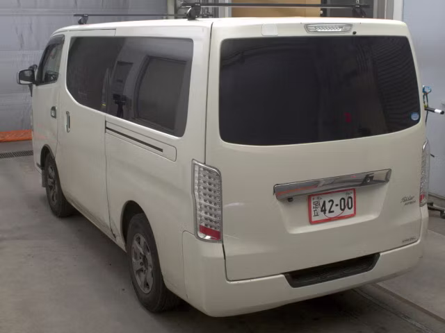 NISSAN NV350 CARAVAN