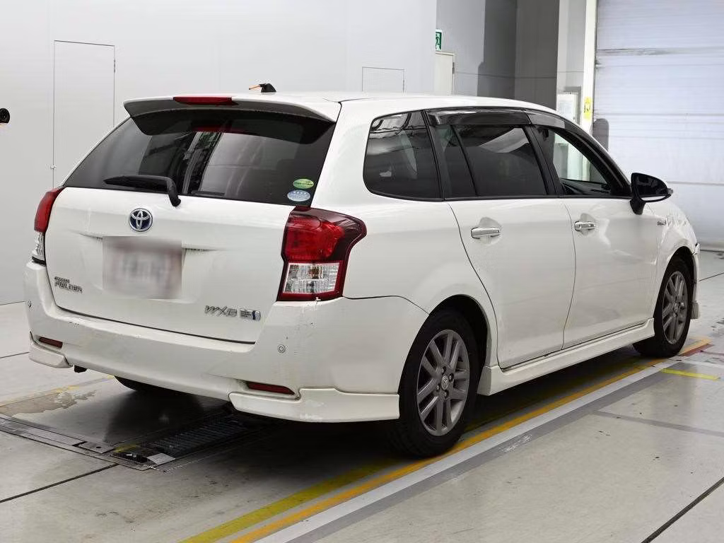 TOYOTA COROLLA FIELDER