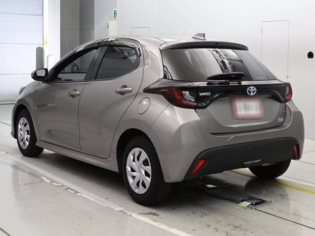 TOYOTA YARIS