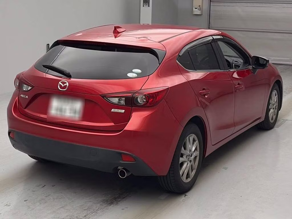 MAZDA AXELA