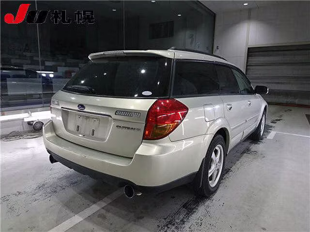 SUBARU OUTBACK