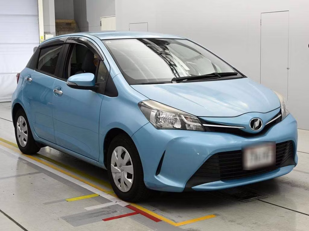 TOYOTA VITZ