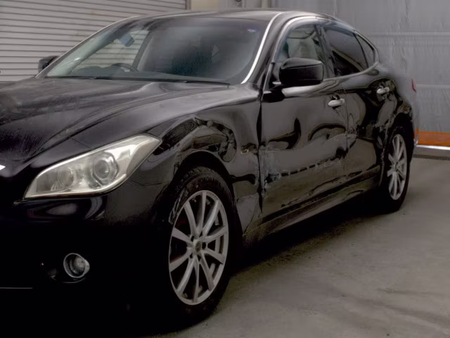 NISSAN FUGA