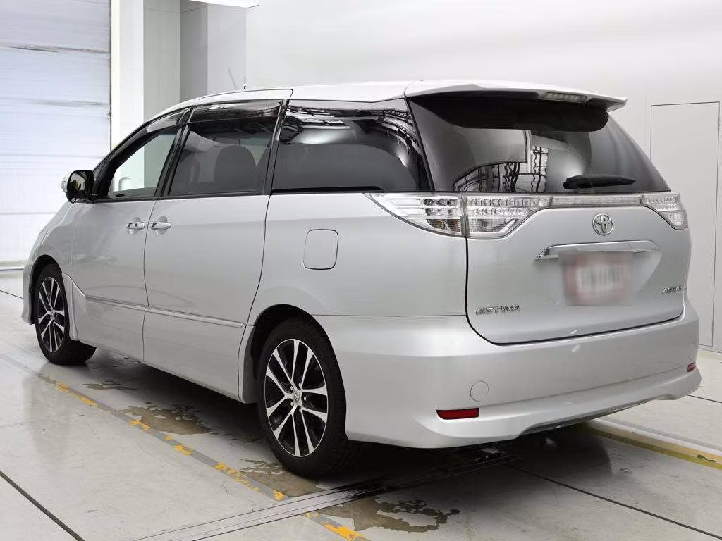 TOYOTA ESTIMA