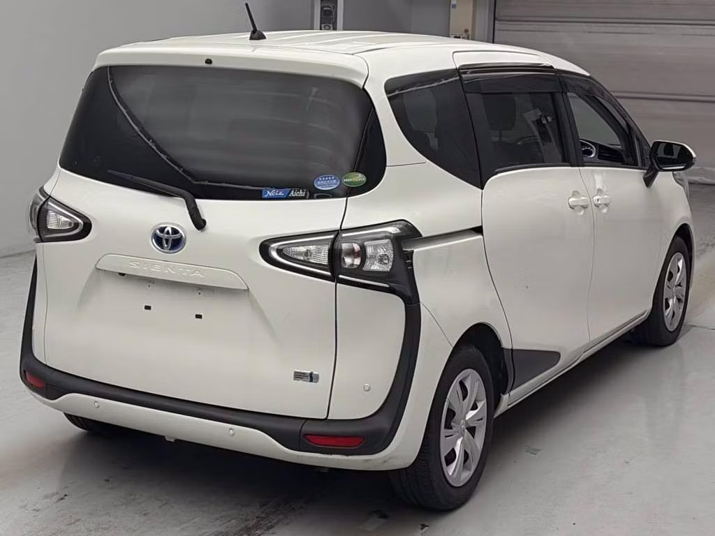TOYOTA SIENTA