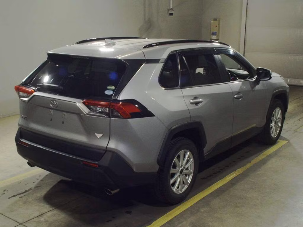 TOYOTA RAV4