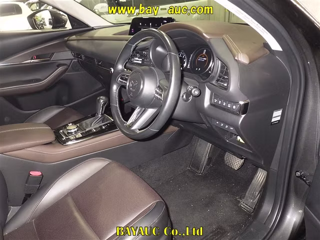 MAZDA CX-30