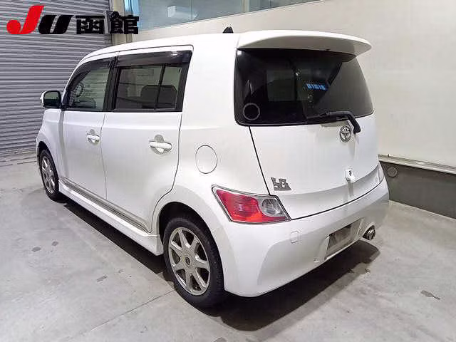 TOYOTA BB