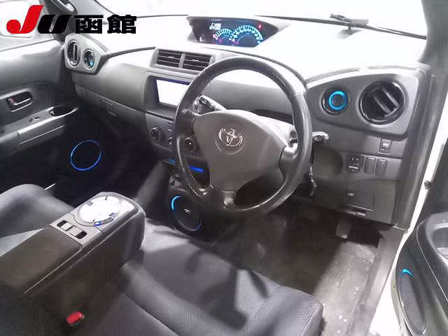 TOYOTA BB