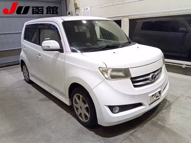 TOYOTA BB