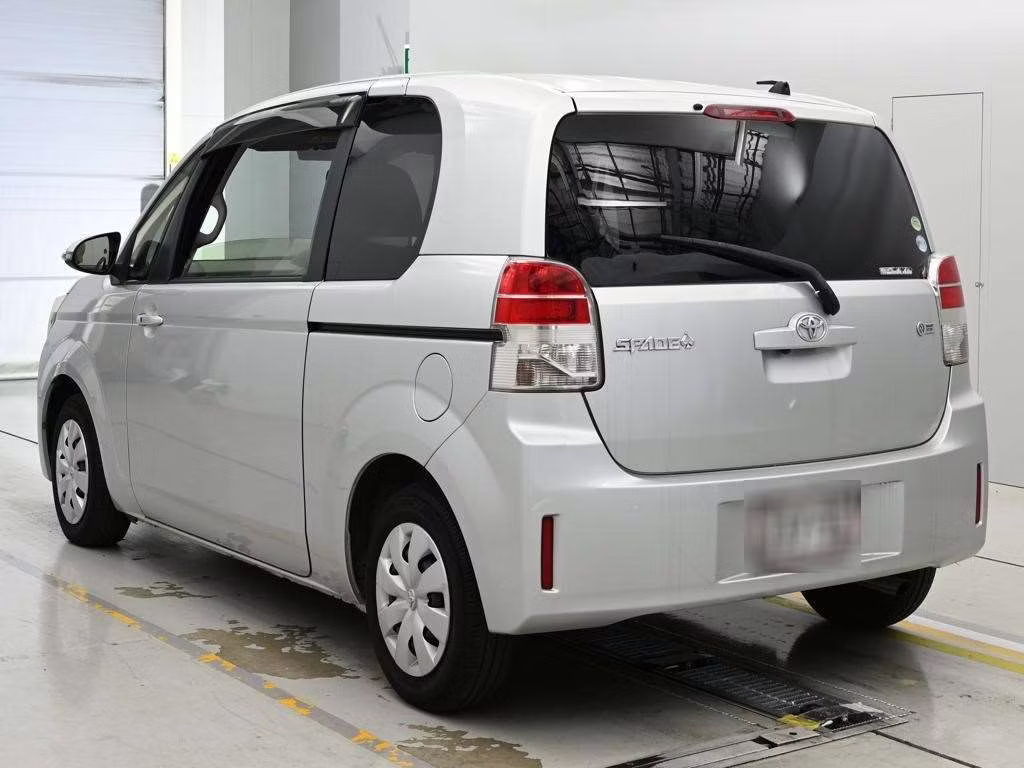 TOYOTA SPADE