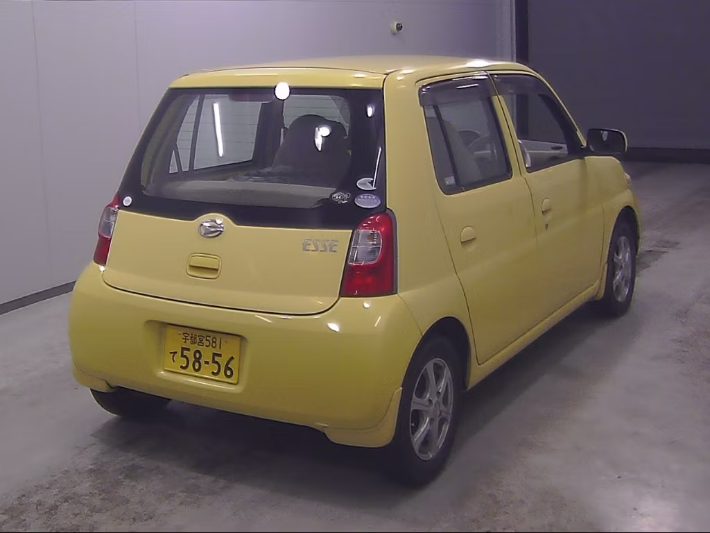 DAIHATSU ESSE