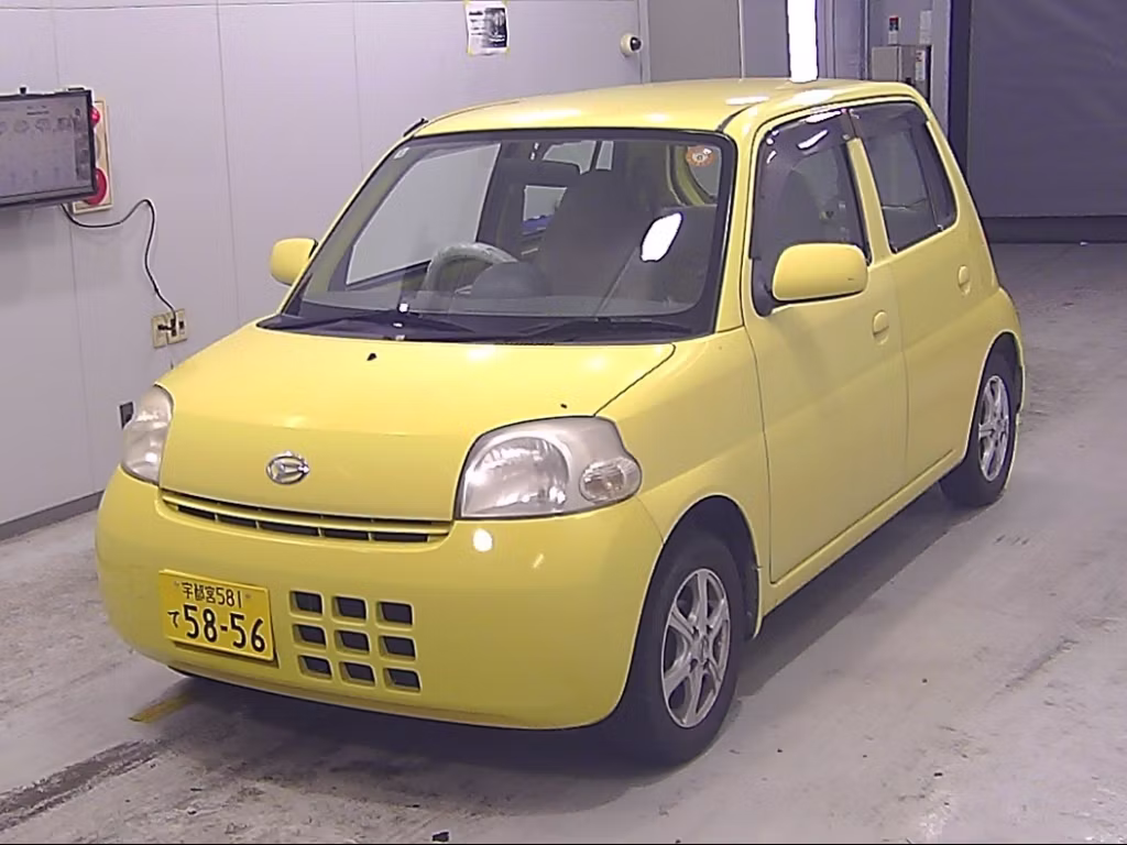 DAIHATSU ESSE